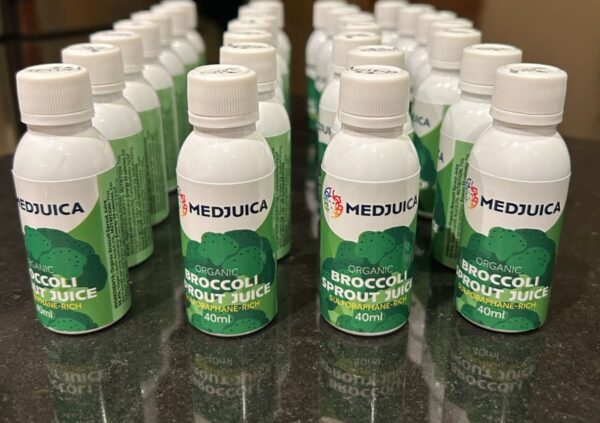 Multiple bottles of 40ml Organic Broccoli juicde